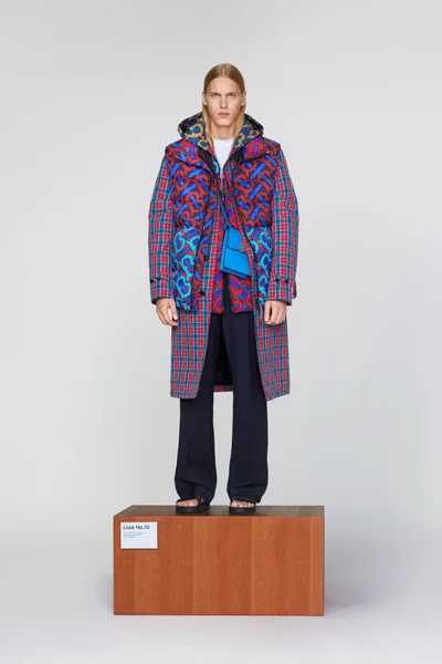 Look 10